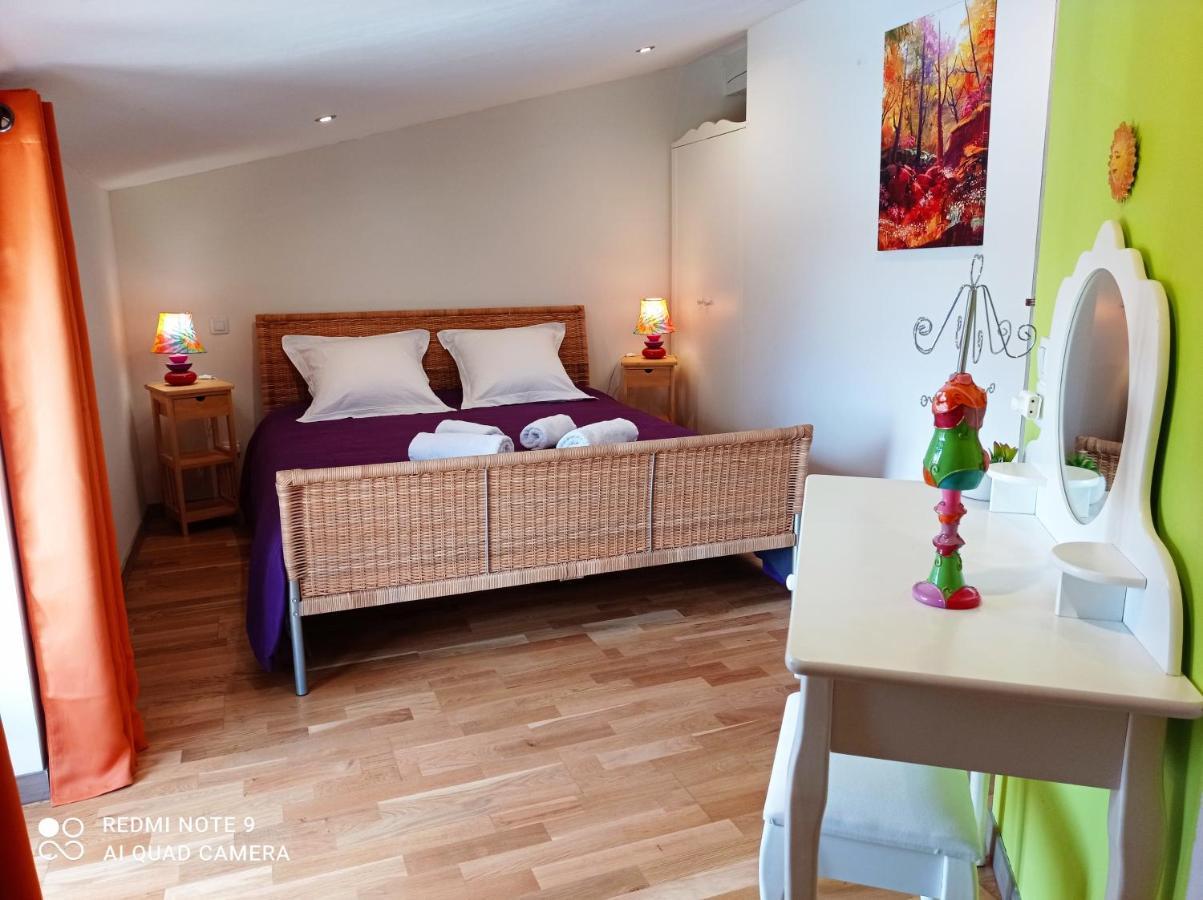 Au Village Rennes-le-Chateau Luaran gambar